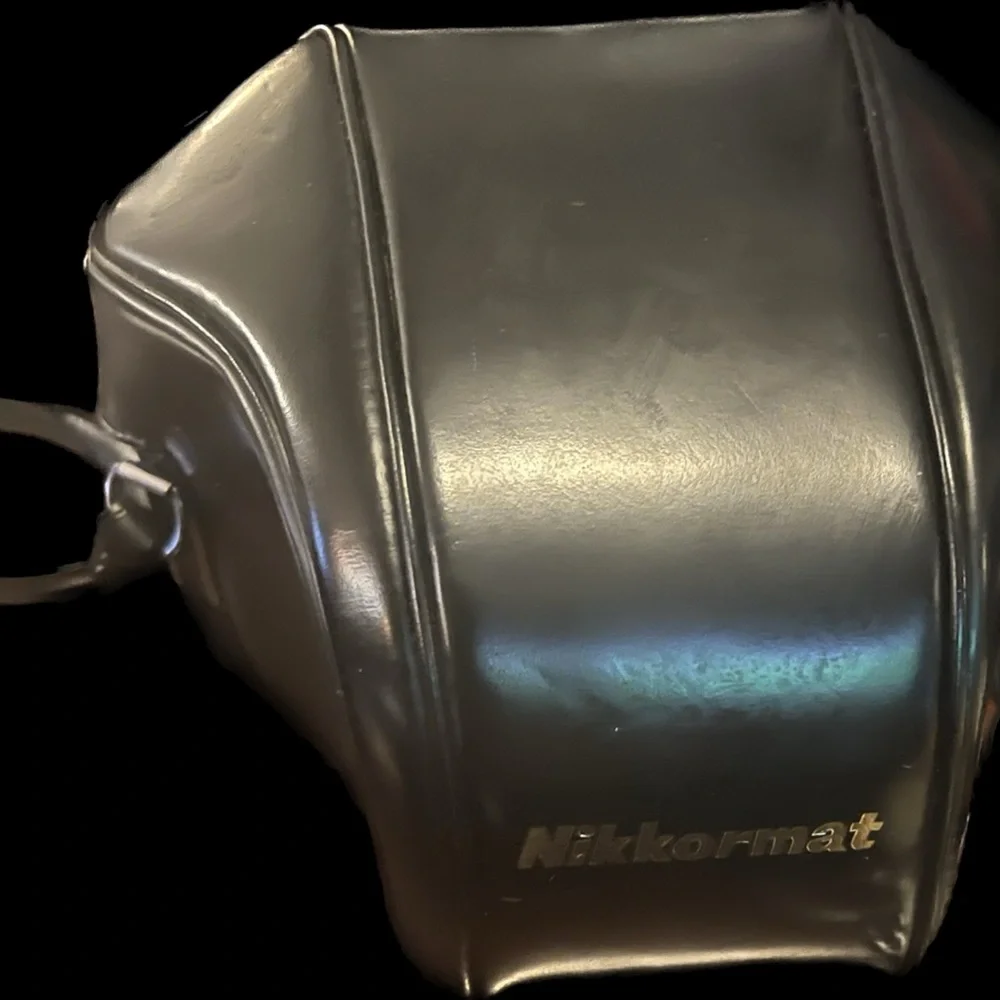 Full Set of Vintage antique Nikon Nikkormat SLR 35 MM Camera and leather bag - Picture 13 of 15